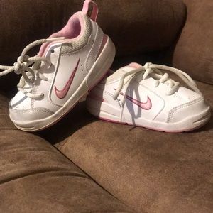 🎈3 for $25🎈 Nike Shoes